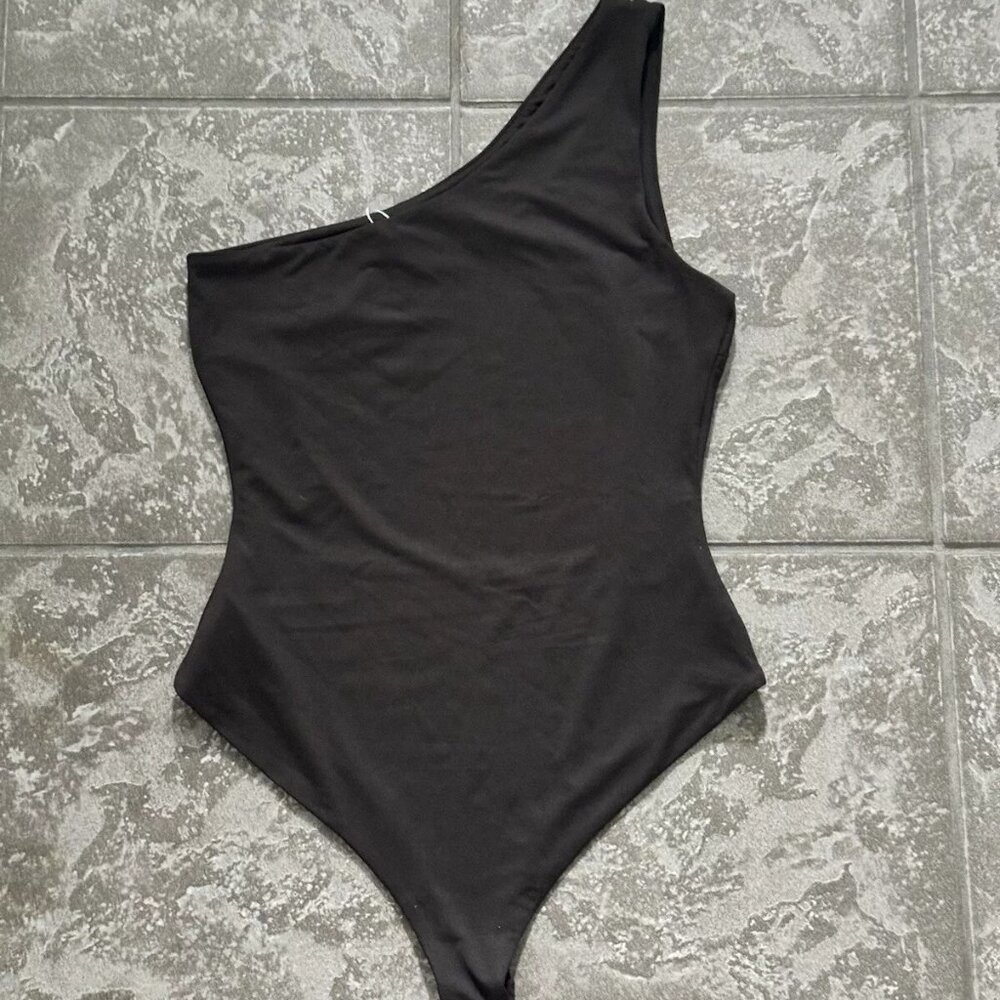 Luvalot Black One-Piece Bodysuit, Size USA: 4, Aus: Size 8 NWT One side Strap - Picture 4 of 4